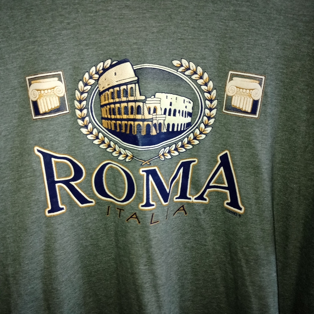 Tee shirt